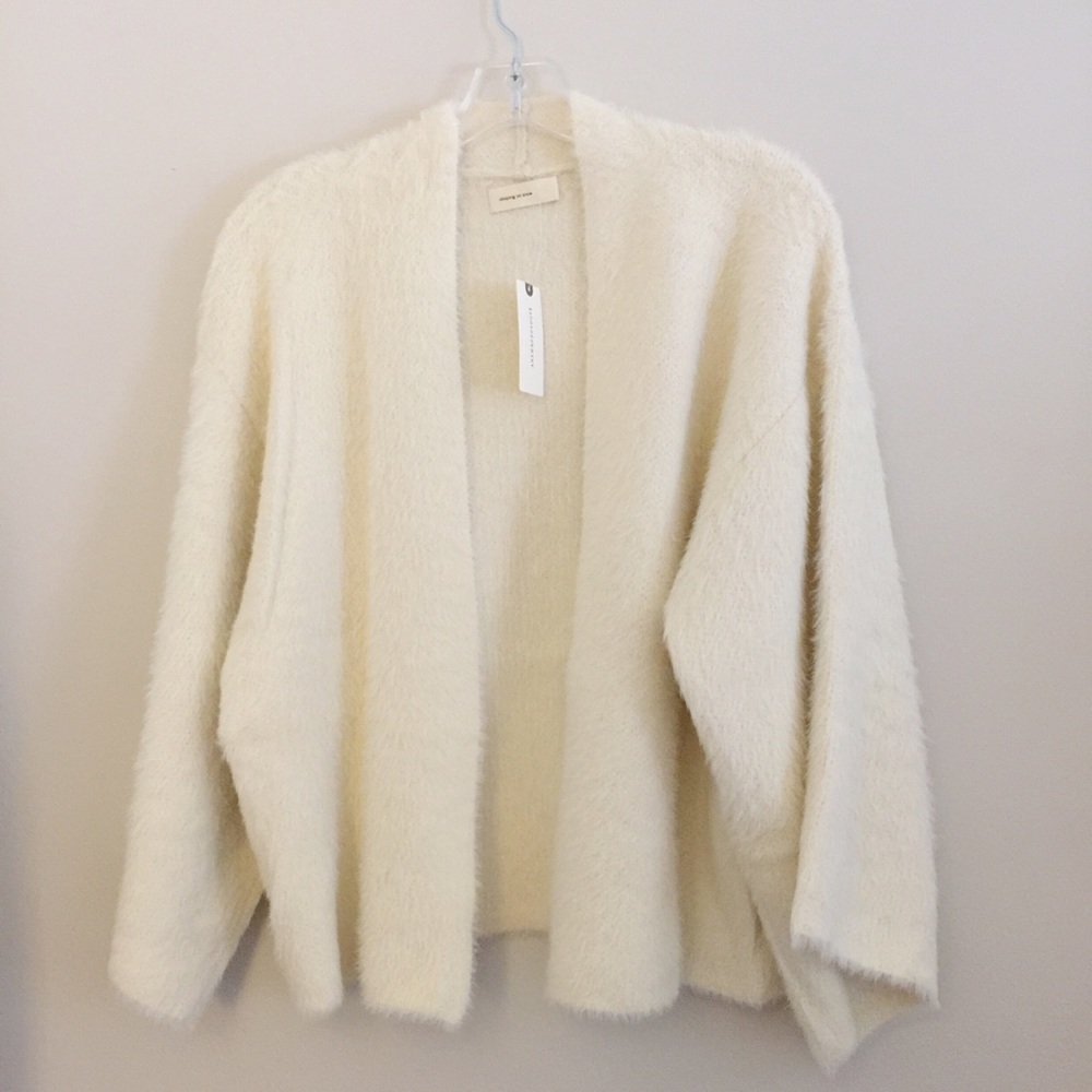 ANTHROPOLOG Cozy Nights Cropped Kimono NWT - Picture 5 of 7